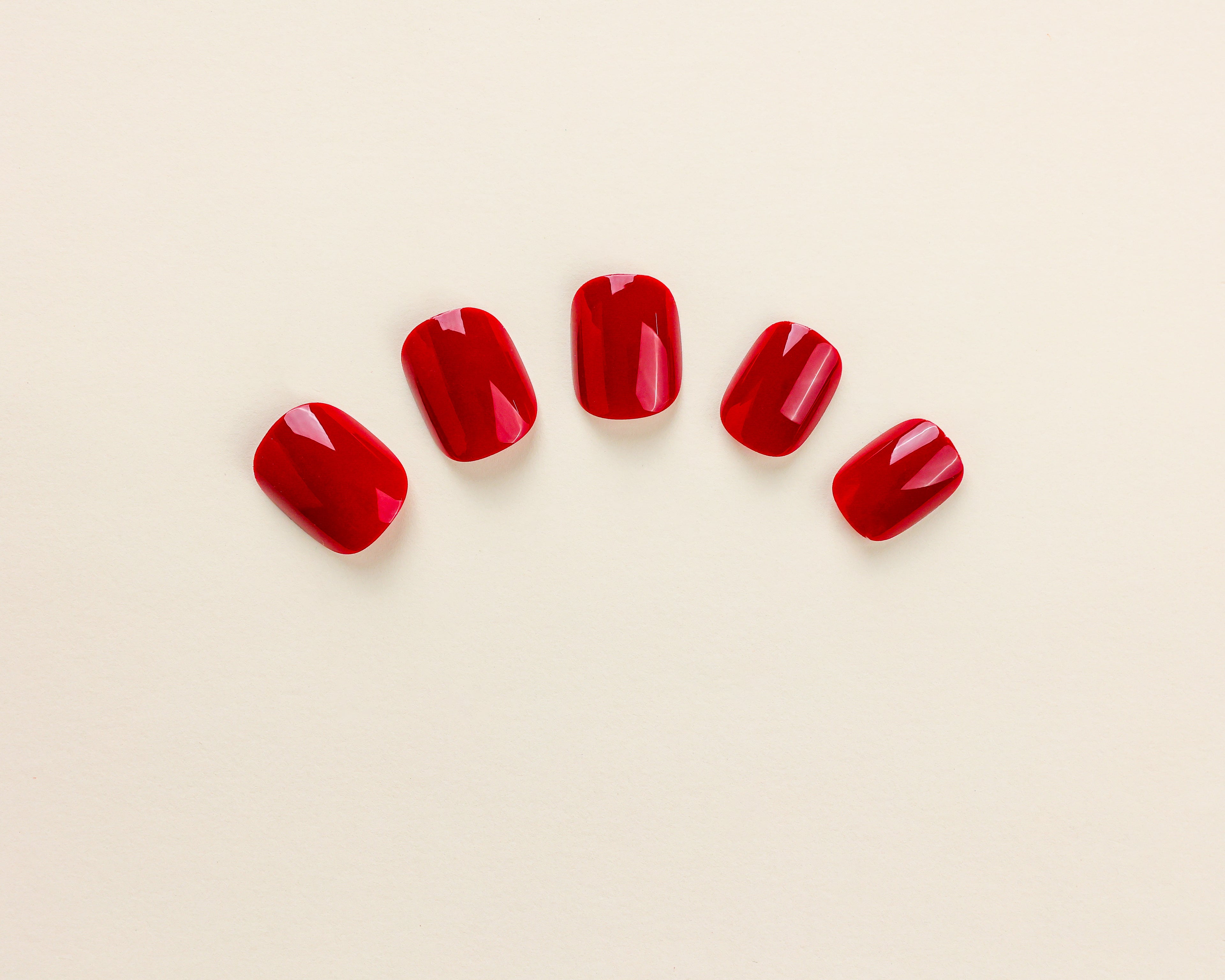 Red Temptation - XS Squoval - 30 Adet Takma Tırnak