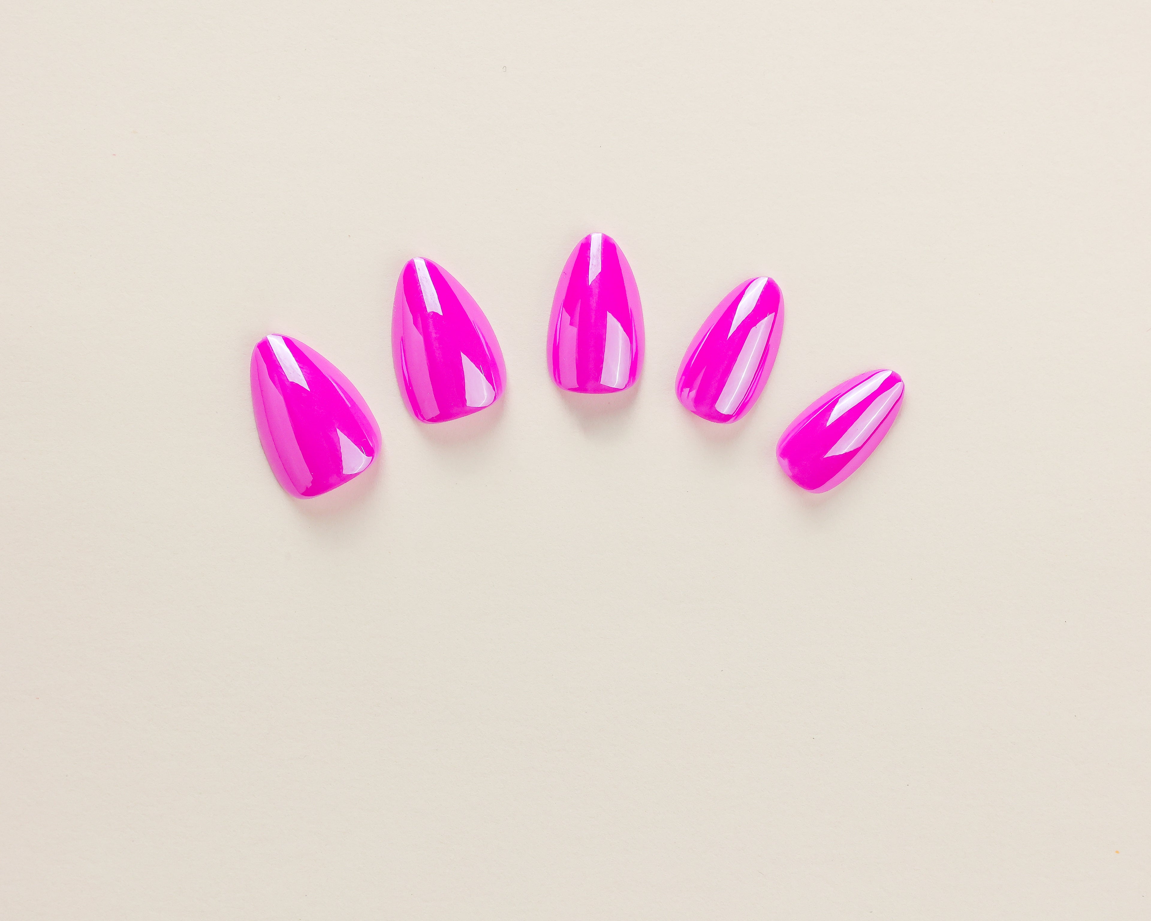 Barbie’s Secret - Short Almond - 30 Adet Takma Tırnak