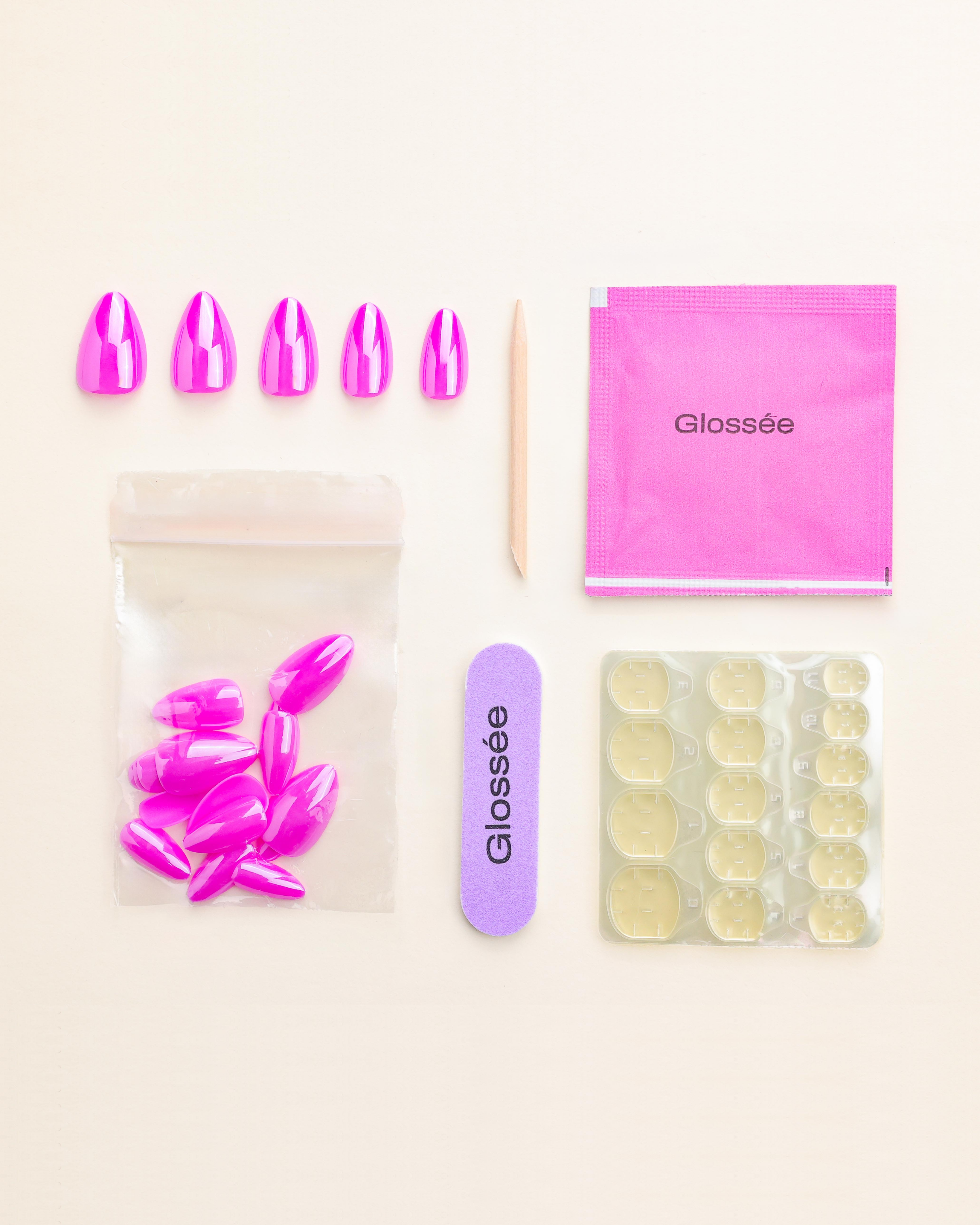 Barbie’s Secret - Short Almond - 30 Adet Takma Tırnak
