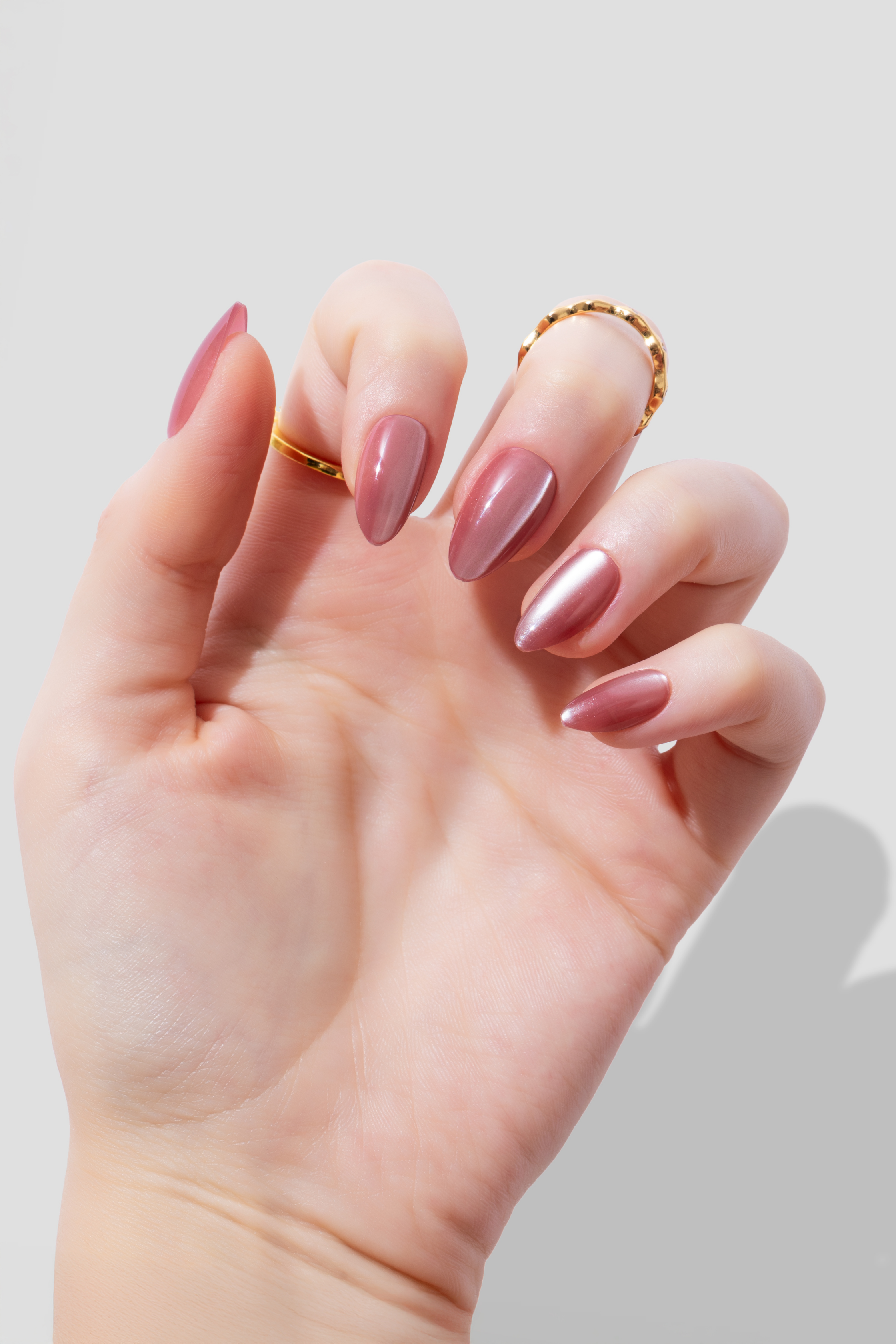 Coral Whisper-Short Almond - 30 Adet Takma Tırnak