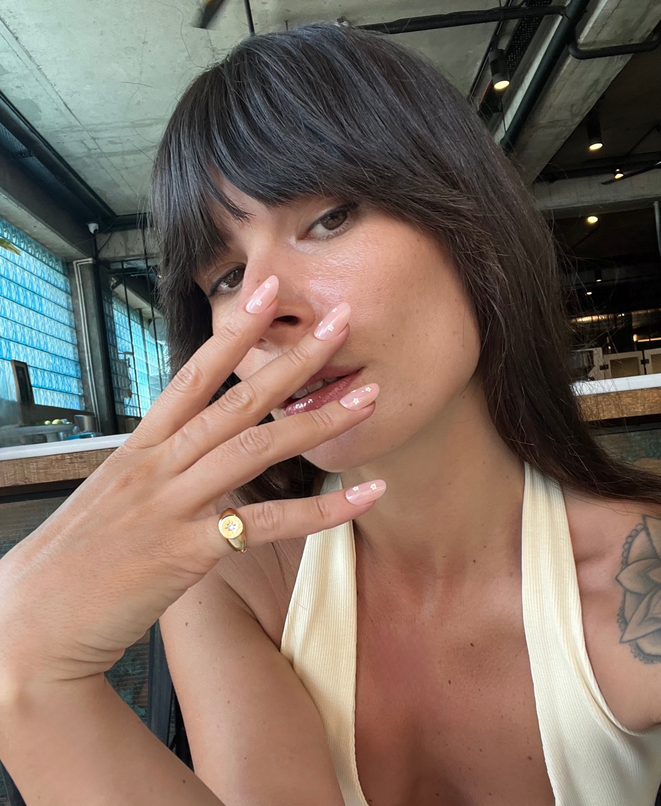 Daisy Dream - Short Oval - 30 Adet Takma Tırnak