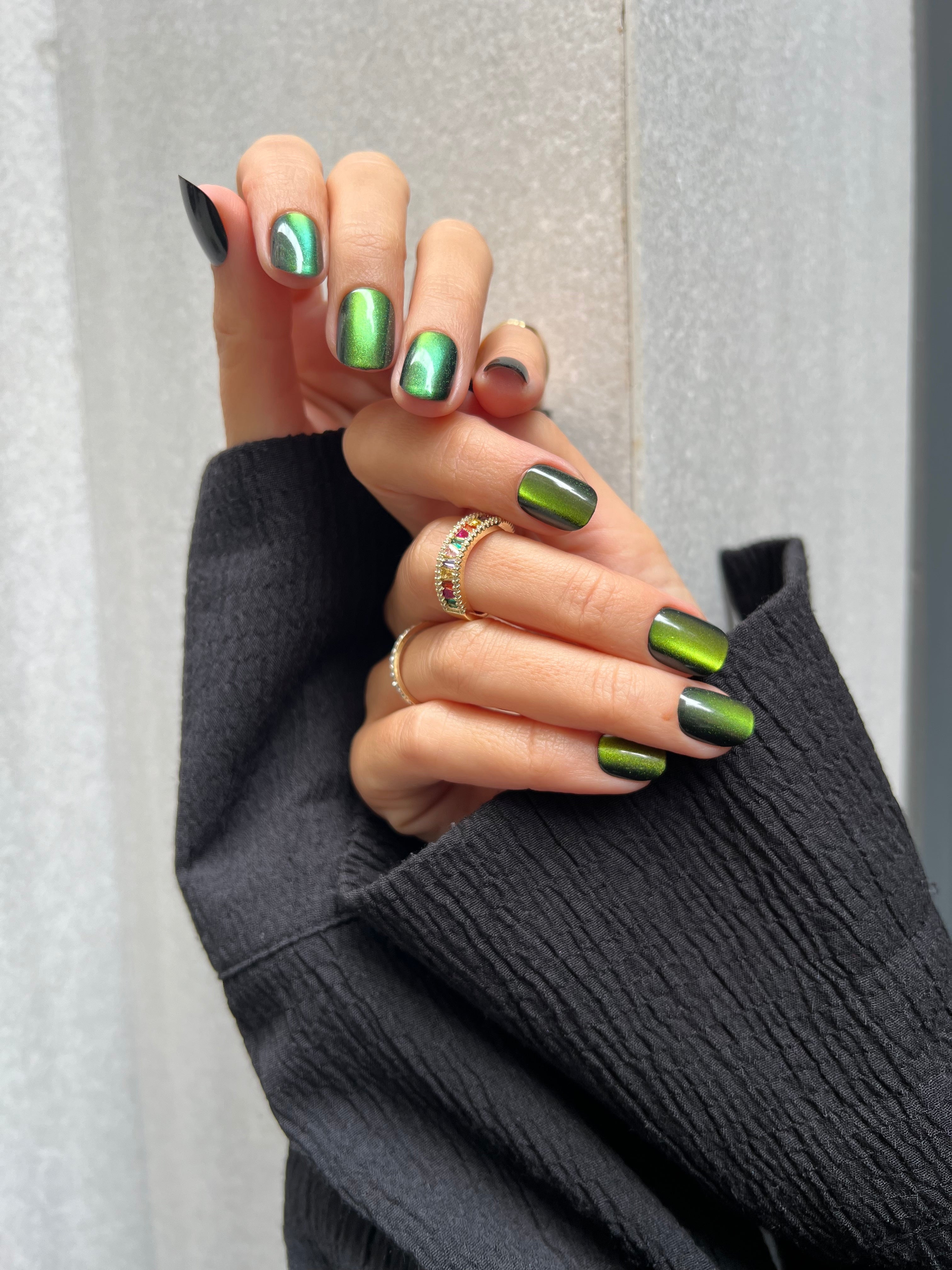 Witch Forest Cat Eye - XS Squoval - 30 Adet Takma Tırnak