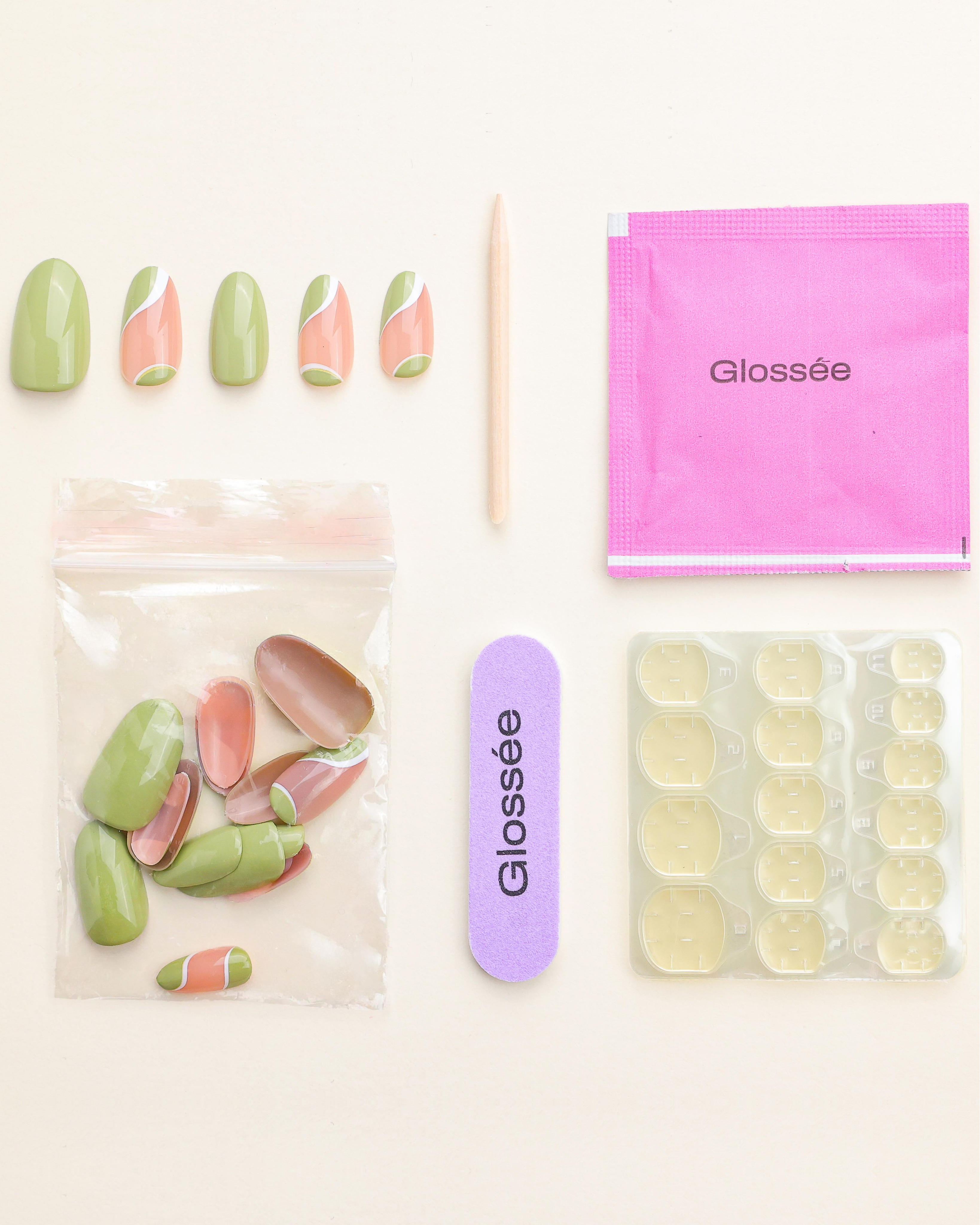 Matcha Breeze - Medium Oval - 30 Adet Takma Tırnak