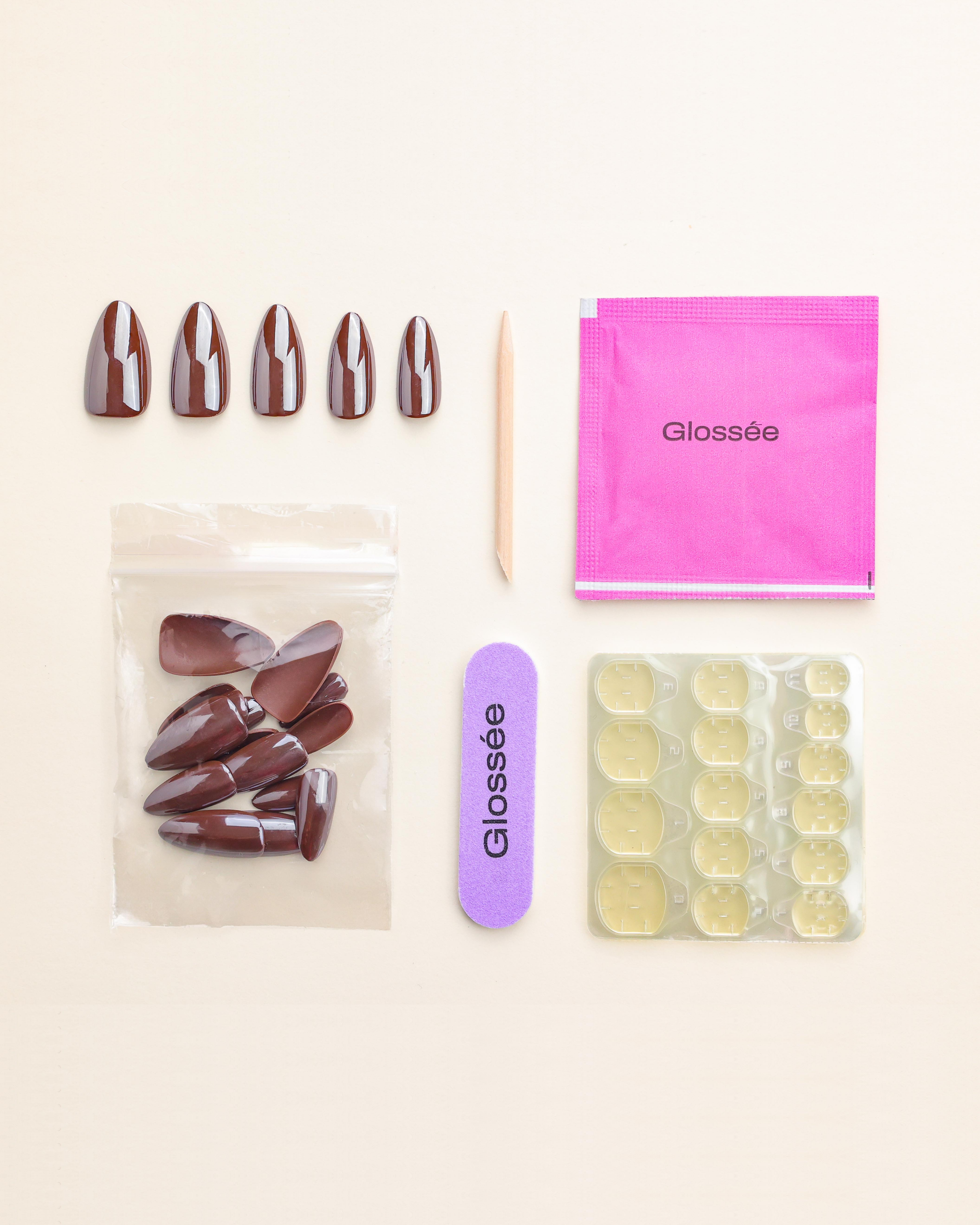 Mocha Muse - Medium Almond - 30 Adet Takma Tırnak