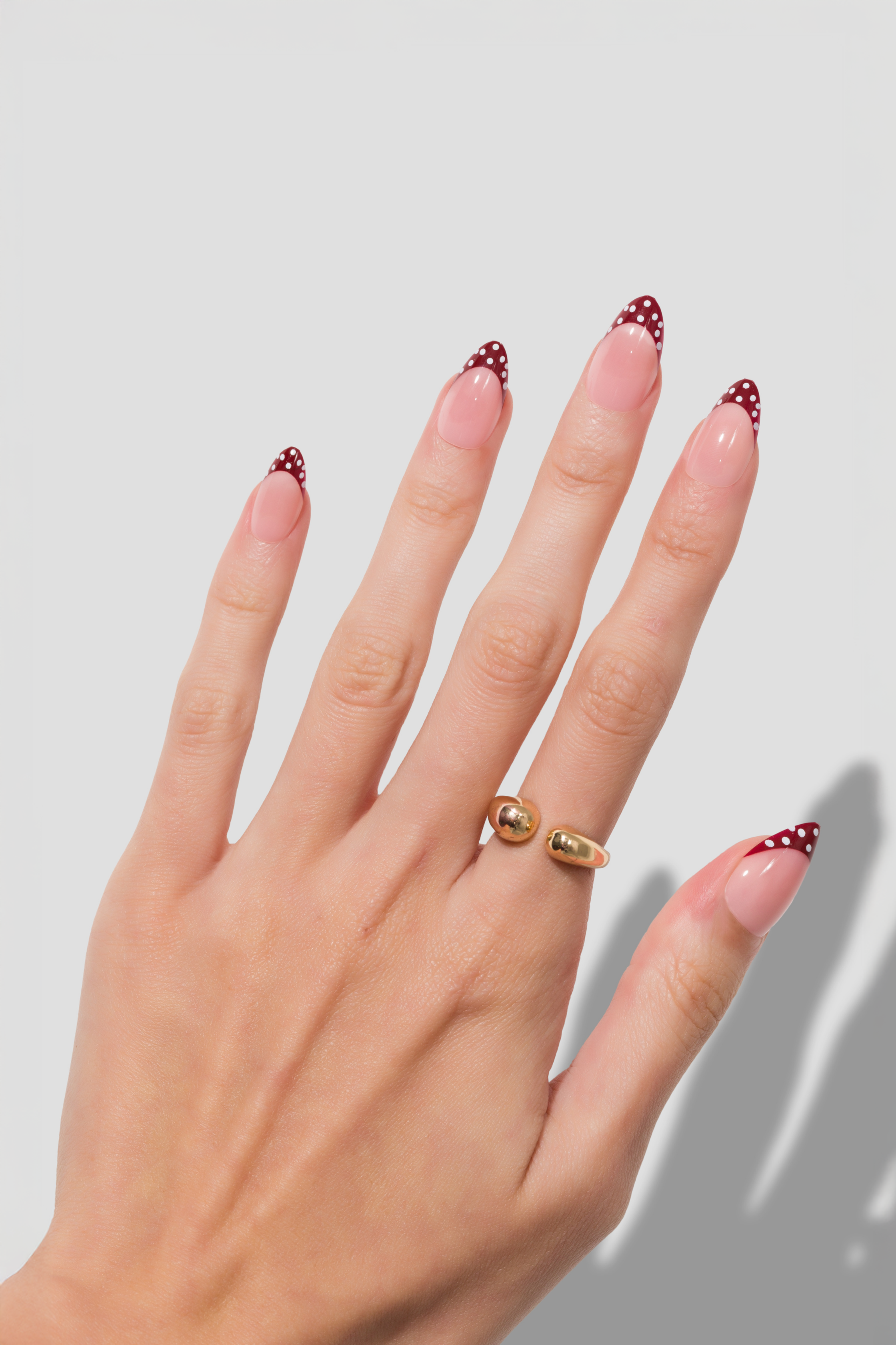 Polka French - Short Almond - 30 Adet Takma Tırnak