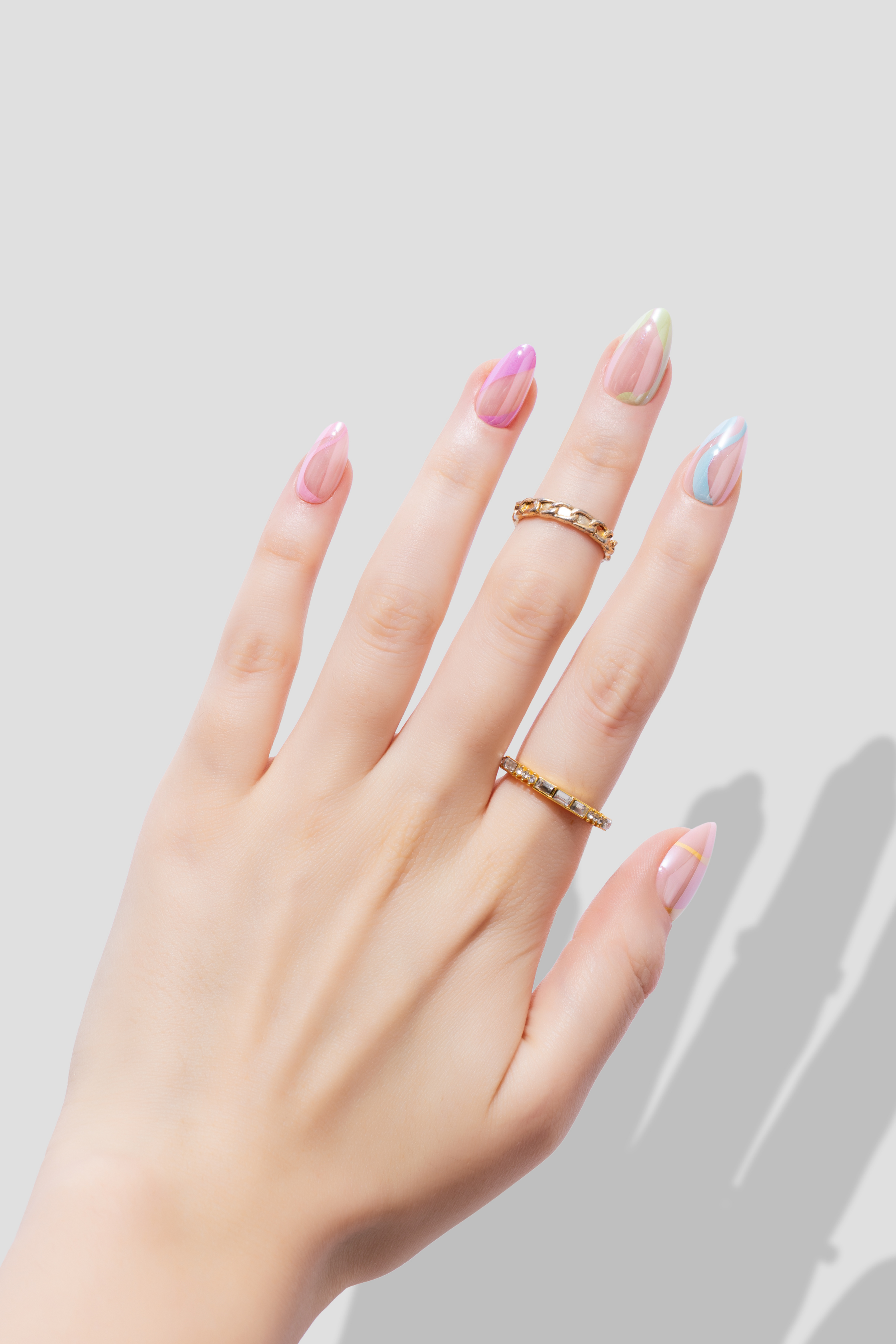 Rainbow Swirl - Short Almond - 30 Adet Takma Tırnak