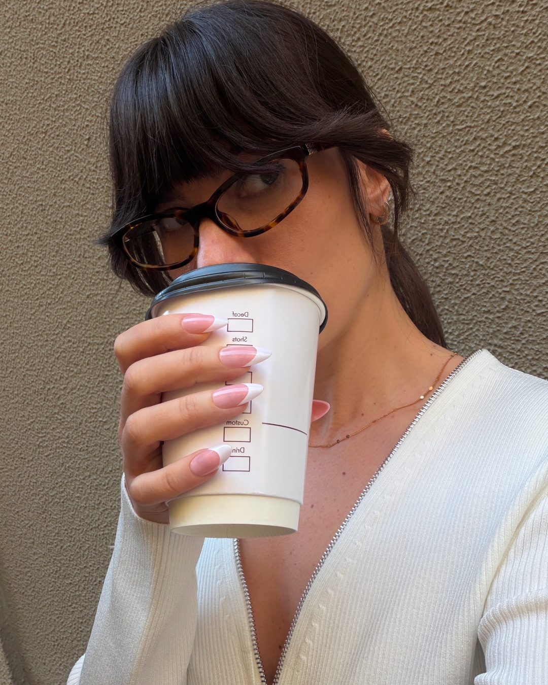 Iconic French - Medium Almond - 30 Adet Takma Tırnak