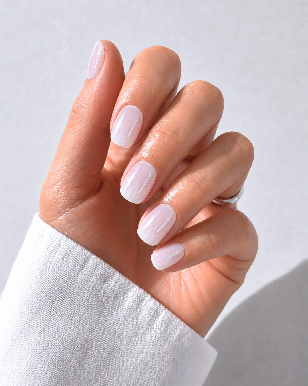 Satin Pearl - XS Squoval - 30 Adet Takma Tırnak