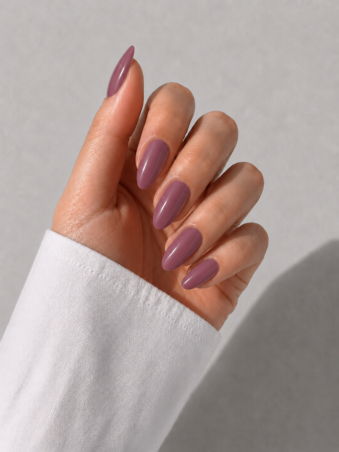 Mauve Kiss - Short Almond - 30 Adet Takma Tırnak