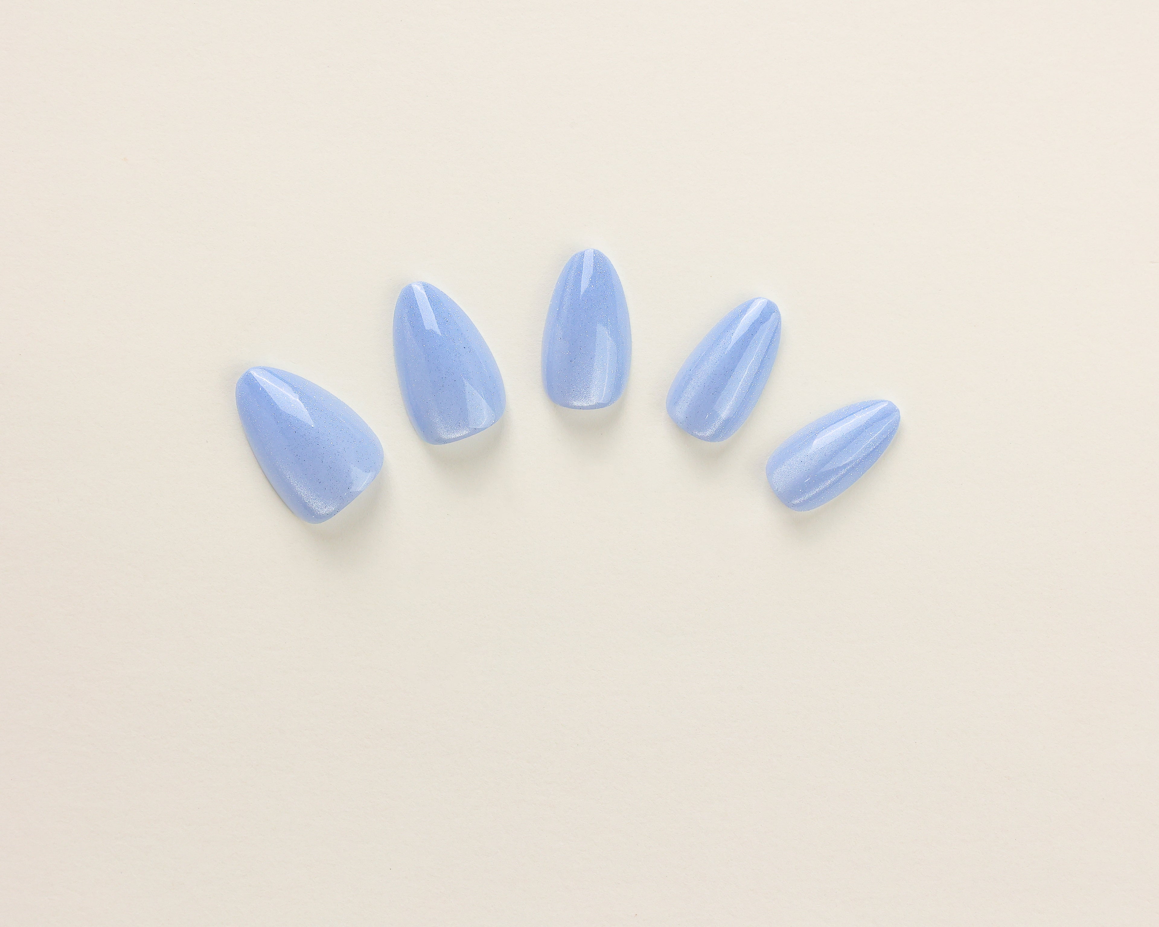 Bluebell Dust - Short Almond - 30 Adet Takma Tırnak