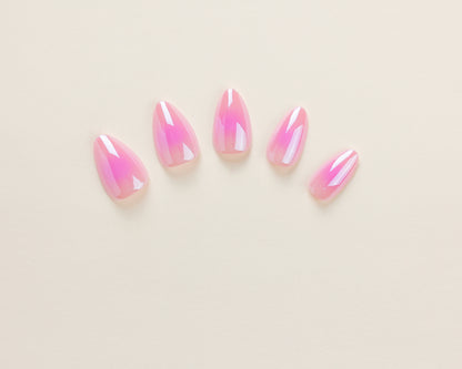 Pink Aurora - Short Almond - 30 Adet Takma Tırnak