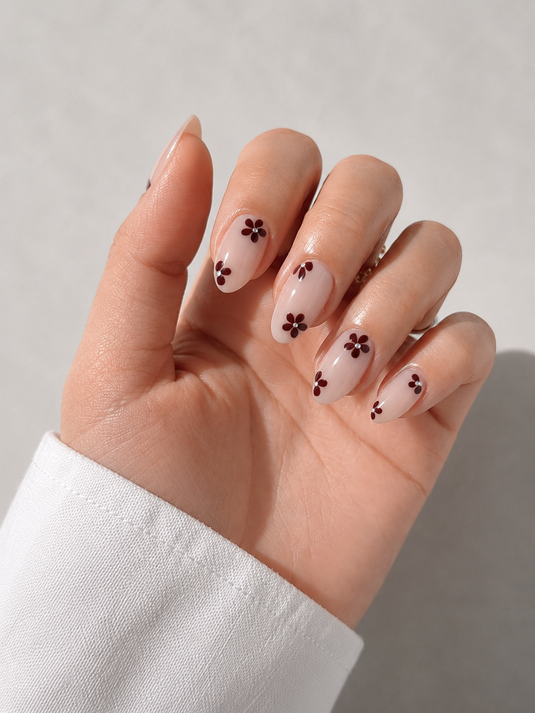 Cocoa Blossom - Short Almond - 30 Adet Takma Tırnak