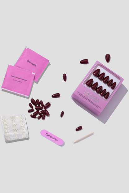 Bordeaux Grace - Short Almond - 30 Adet Takma Tırnak