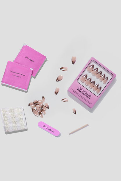 Calm Reflection - Short Almond - 30 Adet Takma Tırnak