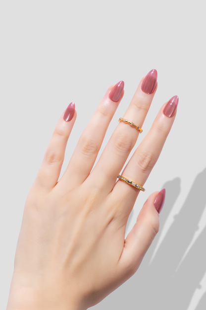 Coral Whisper-Short Almond - 30 Adet Takma Tırnak