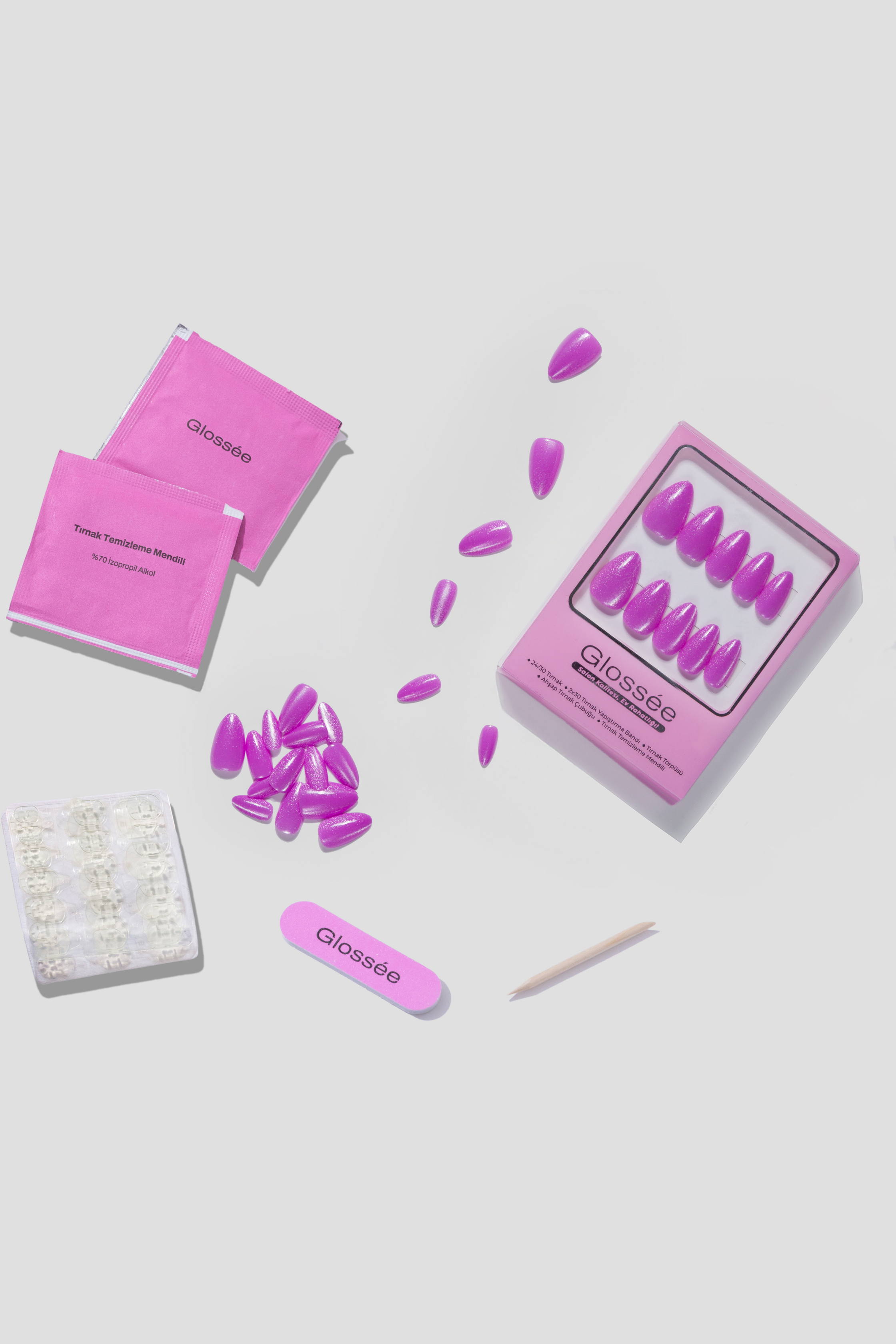 Electric Pink- Short Almond - 30 Adet Takma Tırnak