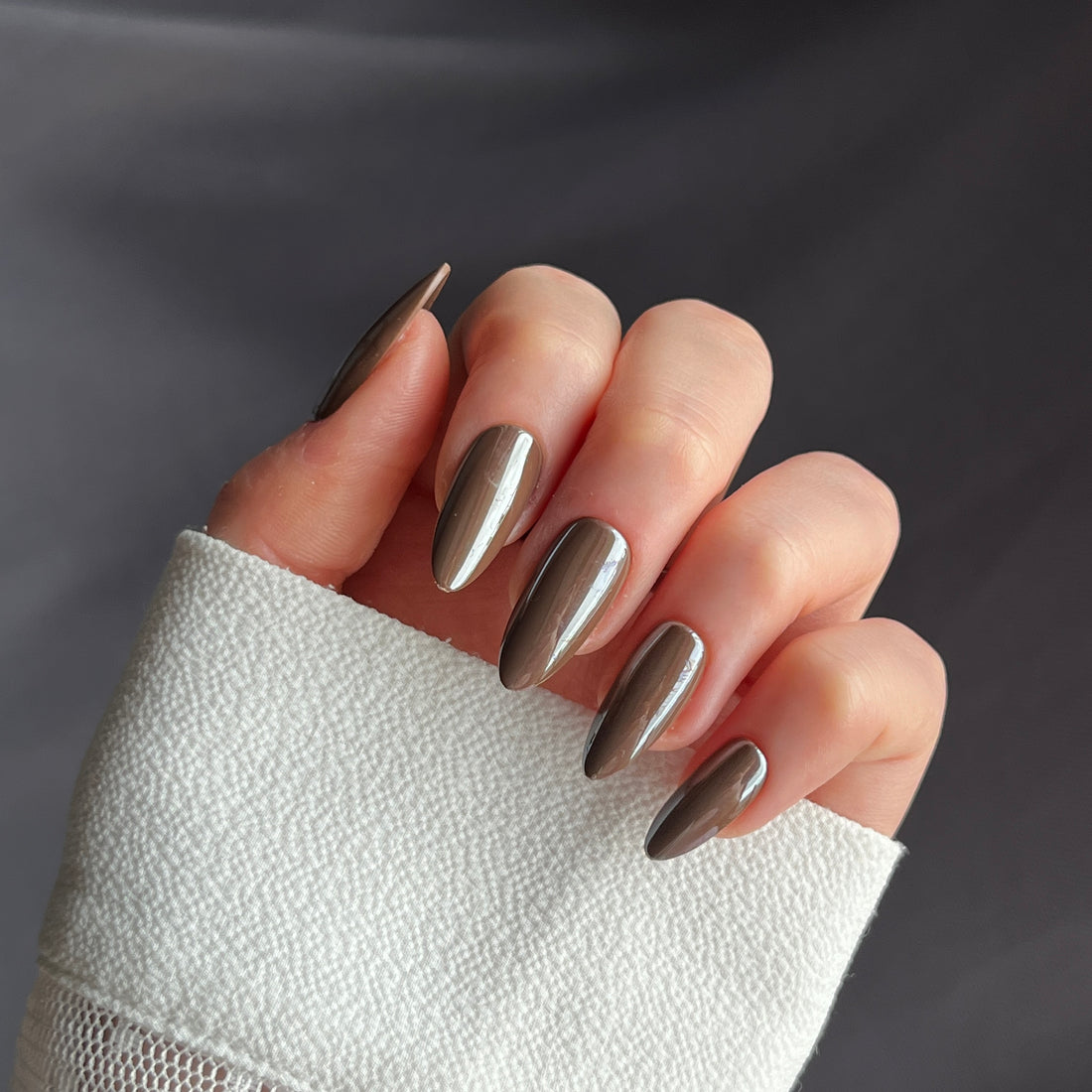 Mocha Muse - Medium Almond - 30 Adet Takma Tırnak