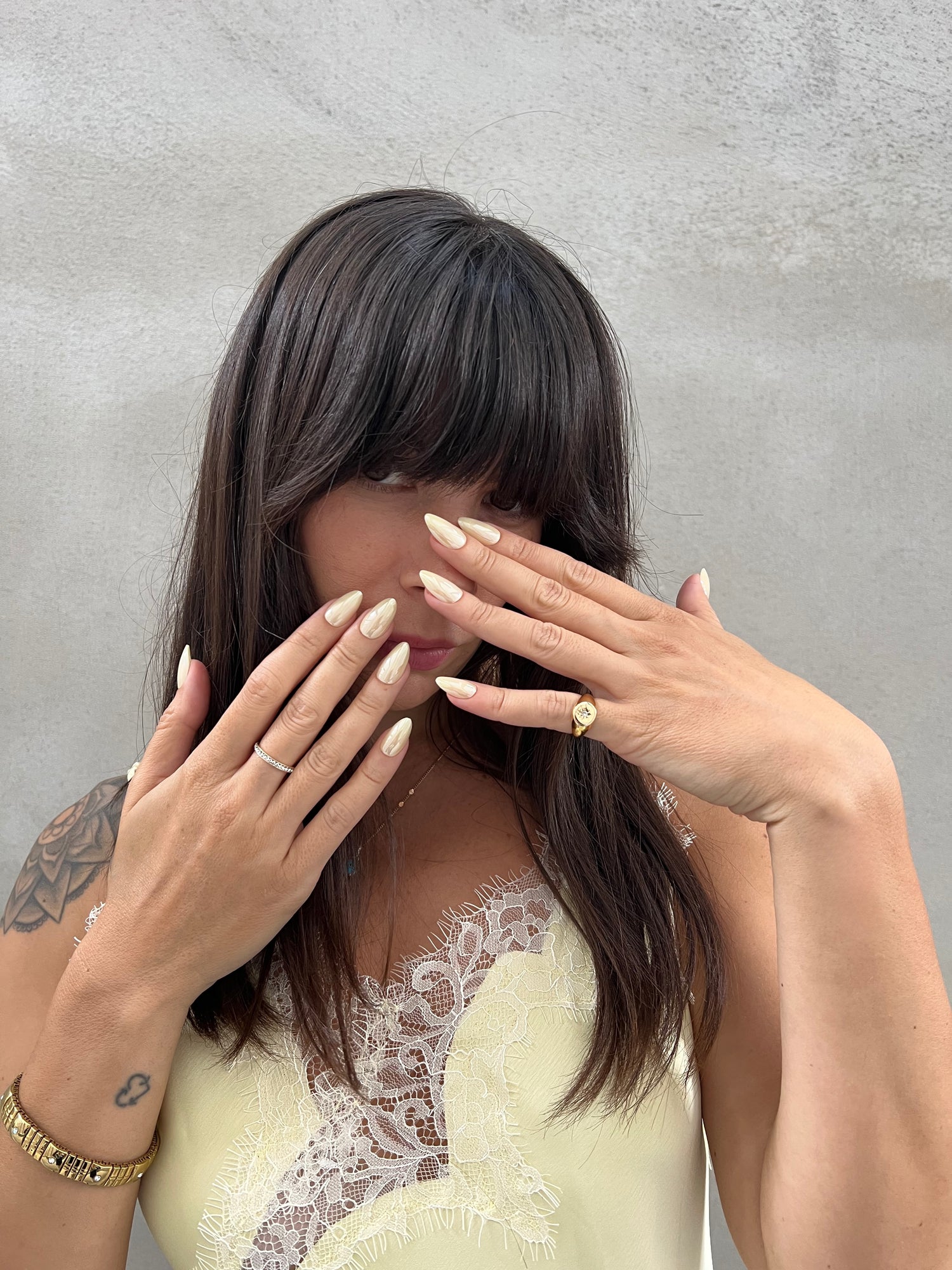 Glossy Almond - Short Almond - 30 Adet Takma Tırnak