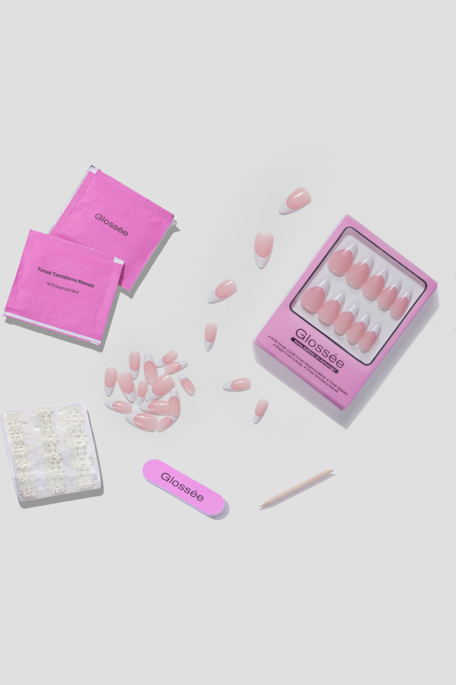 Iconic French - Medium Almond - 30 Adet Takma Tırnak