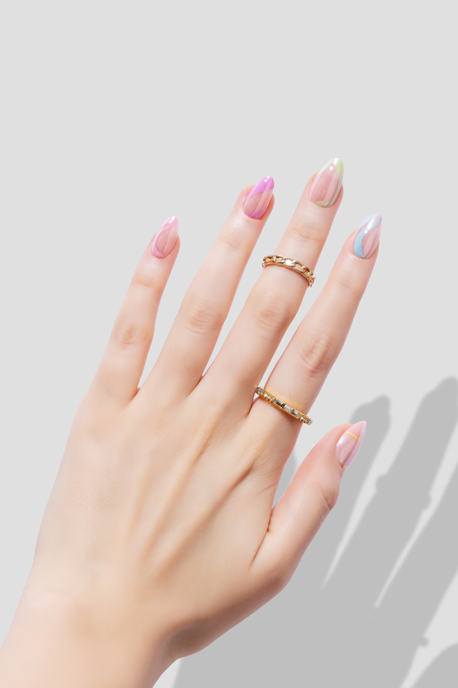 Rainbow Swirl - Short Almond - 30 Adet Takma Tırnak