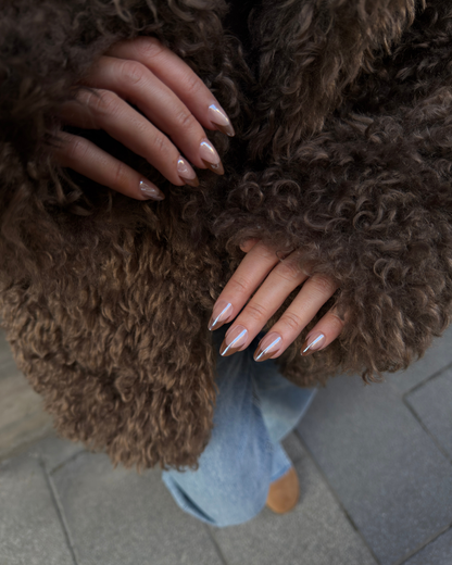 Calm Reflection - Short Almond - 30 Adet Takma Tırnak