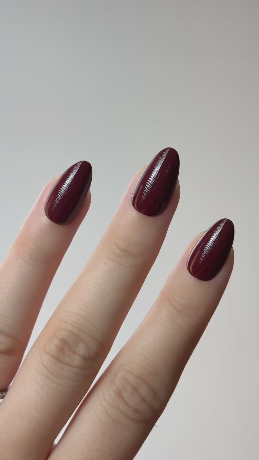 Bordeaux Grace - Short Almond - 30 Adet Takma Tırnak
