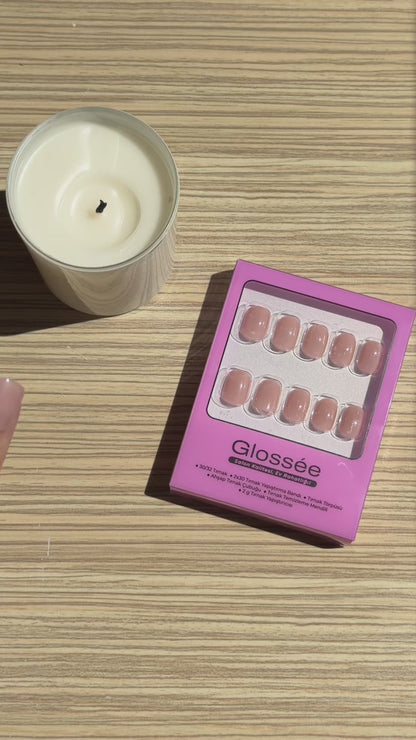 Bubblegum Dream - XS Squoval - 30 Adet Takma Tırnak